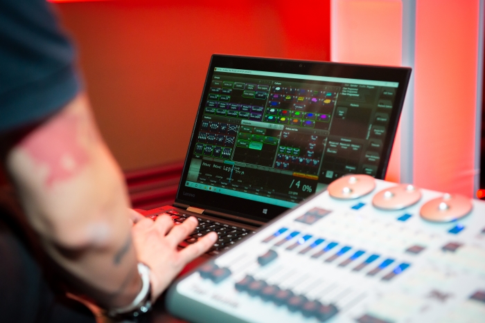 Lighting Mixed Live, Every Show