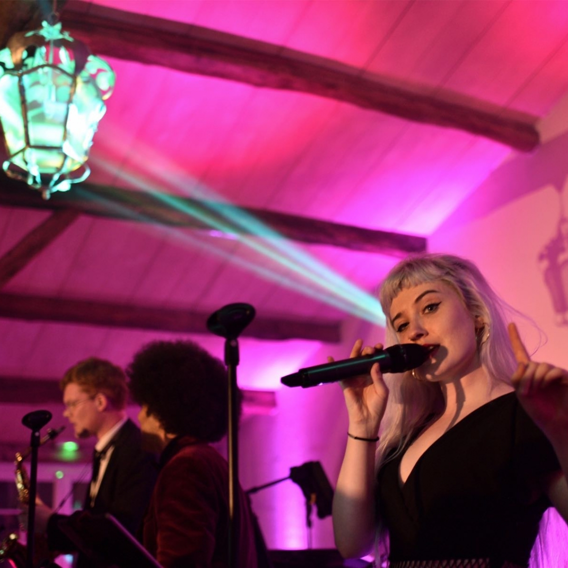 bordeaux live music and lighting 