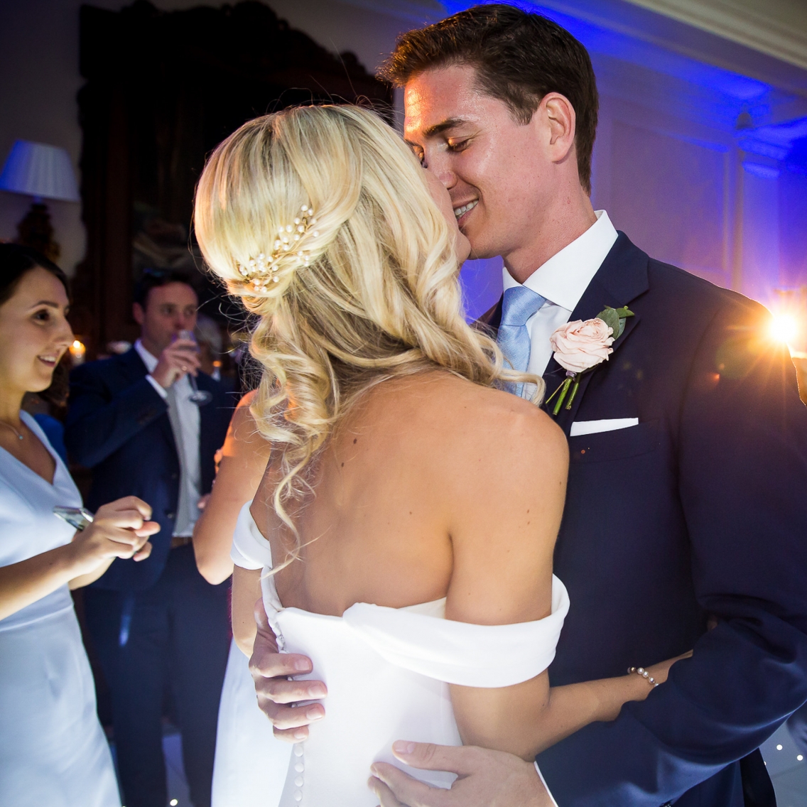 perfect event lighting for your first dance