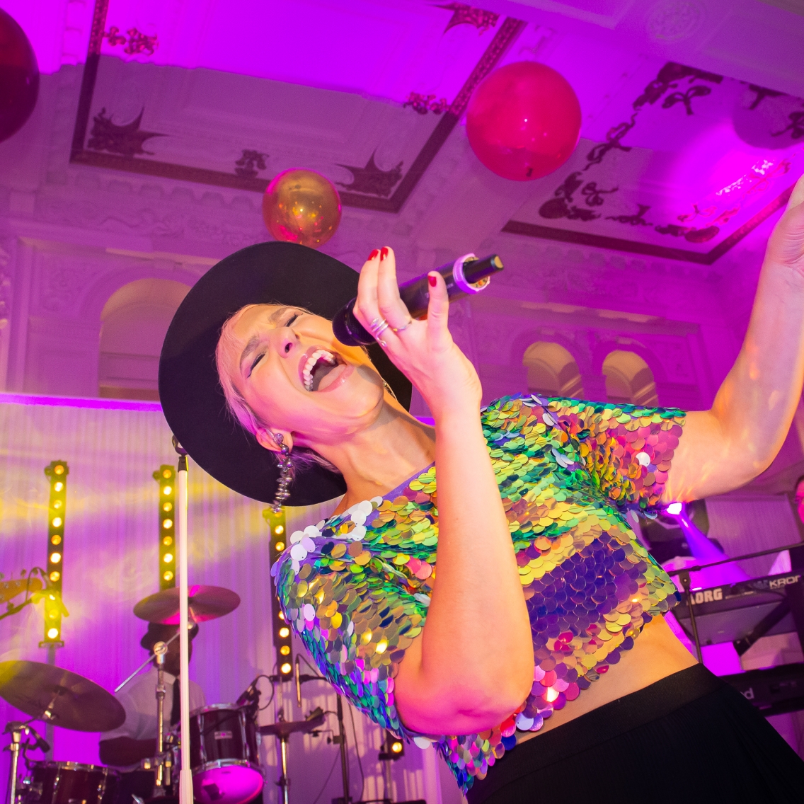 Kimpton Fitzroy Hotel London Female Singer